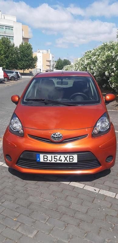 Outra Usado 2012 Toyota Aygo Citadino | € 6.000 - Imagem 1/4