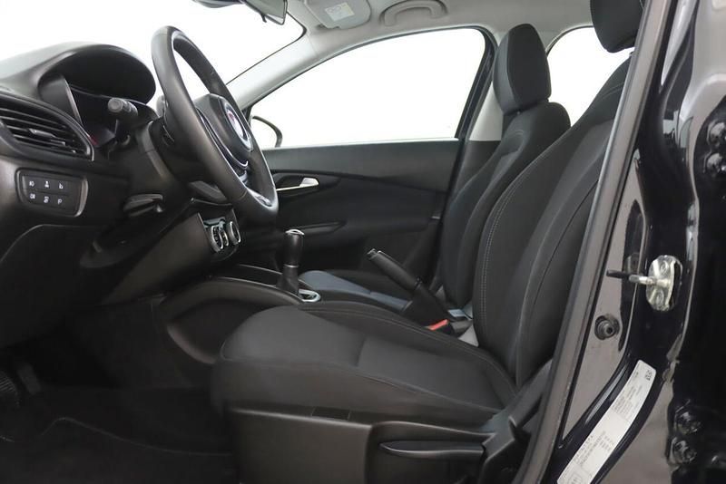 Usado Fiat Tipo Wagon 95 HP (69 kW) 2023 Preto Carrinha