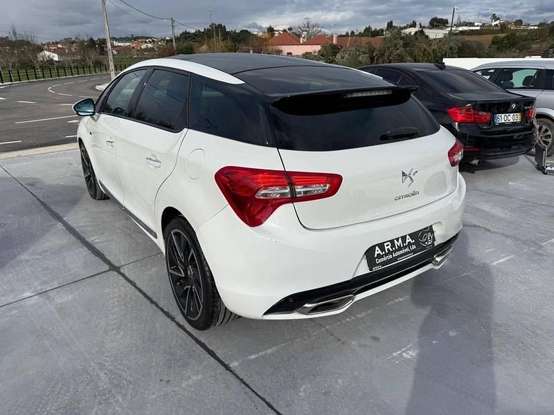Usado Citroën DS5 163 HP (119 kW) 2012 Branco Citadino