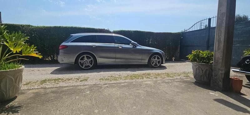 Cinzento Usado 2015 Mercedes C220 Carrinha | € 23.000 (Caro) - Imagem 1/4