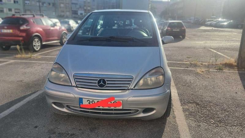 Usado 2001 Mercedes A170 Sedan | € 3.200 (Caro) - Imagem 1/4
