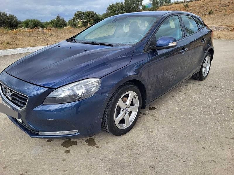Usado 2014 Volvo V40 Sedan | € 7.500 (Super Preço) - Imagem 1/4