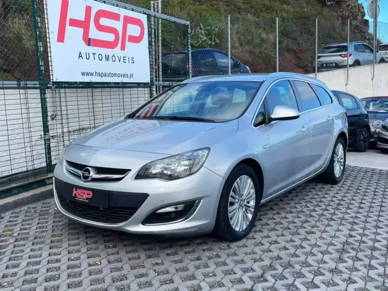 Cinza prata Usado 2013 Opel Astra Executive Carrinha | € 10.990 (Preço elevado) - Imagem 1/4