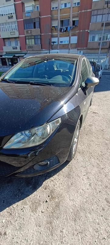 Preto Usado 2009 Seat Ibiza Citadino | € 5.500 (Super Preço) - Imagem 1/4