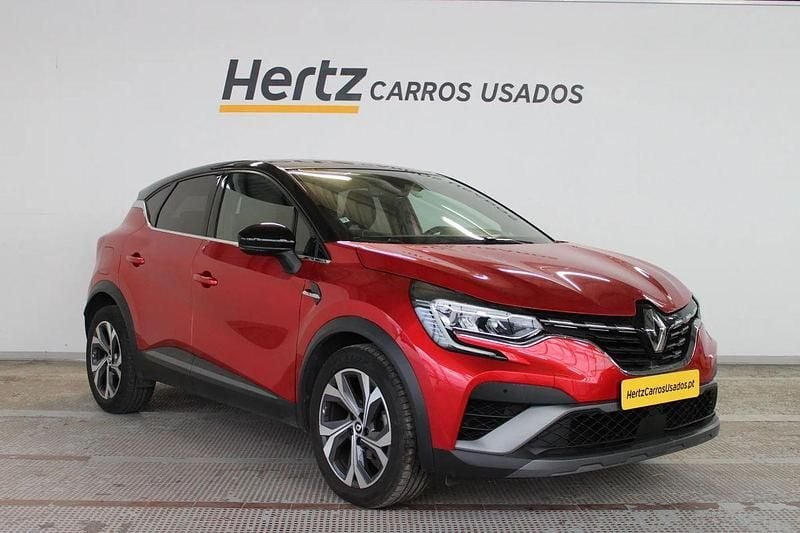Usado Renault Captur Intens 90 HP (66 kW) 2022 Vermelho SUV