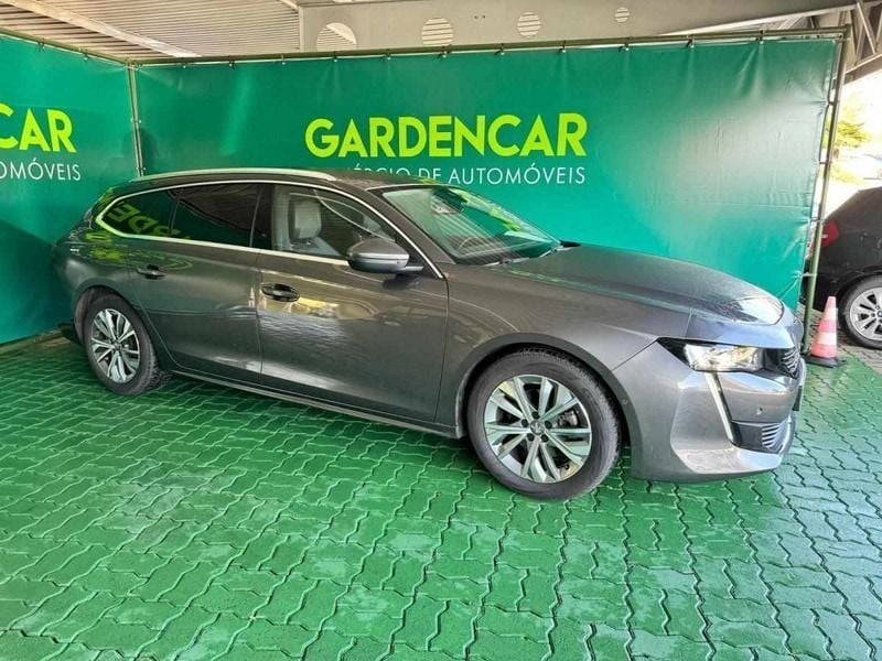 Cinzento Usado 2021 Peugeot 508 Allure Carrinha | € 25.880 (Caro) - Imagem 1/4