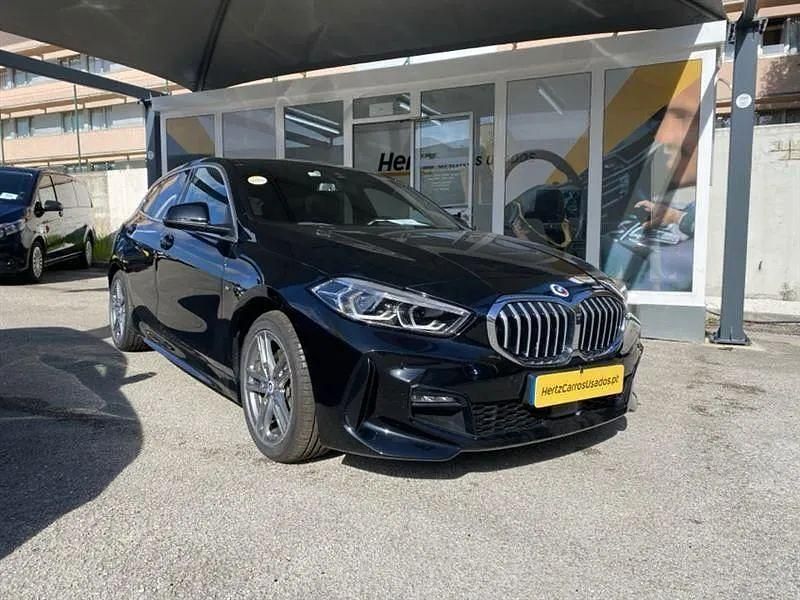 Preto Usado 2023 BMW 116 Sport Line Citadino | € 26.990 (Preço justo) - Imagem 1/4
