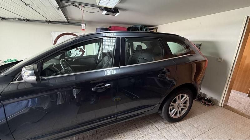 Usado Volvo XC60 190 HP (139 kW) 2015 SUV