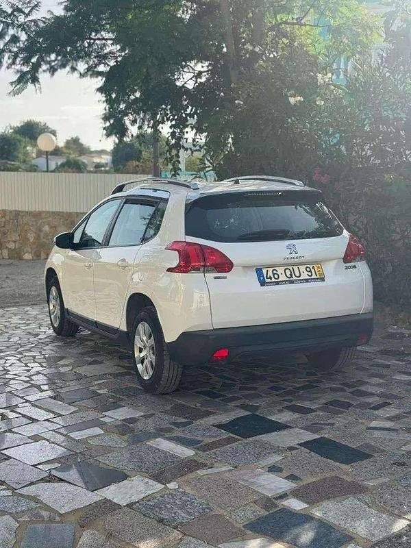 Usado Peugeot 2008 82 HP (60 kW) 2016 Branco SUV