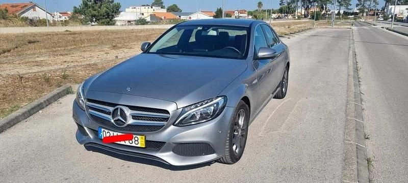 Cinzento Usado 2017 Mercedes C200 Sedan | € 19.900 (Caro) - Imagem 1/4