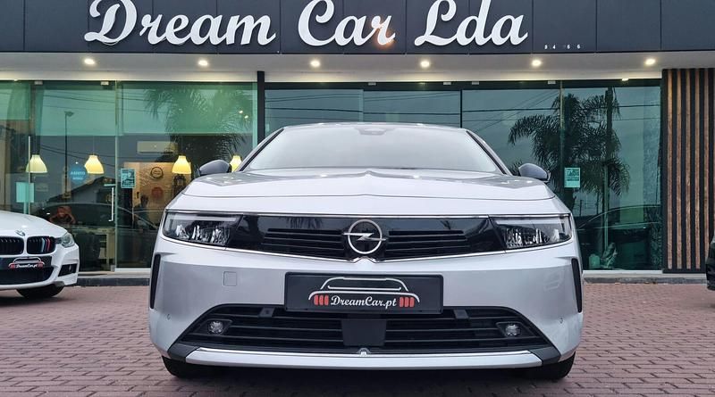 Usado Opel Astra Elegance 181 HP (133 kW) 2022 Cinza