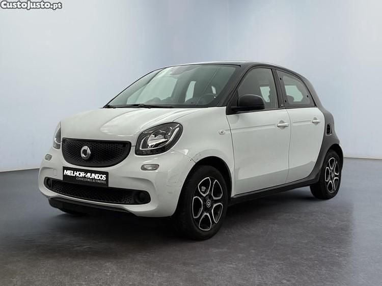 Usado Smart ForFour 90 HP (66 kW) 2018 Branco Citadino