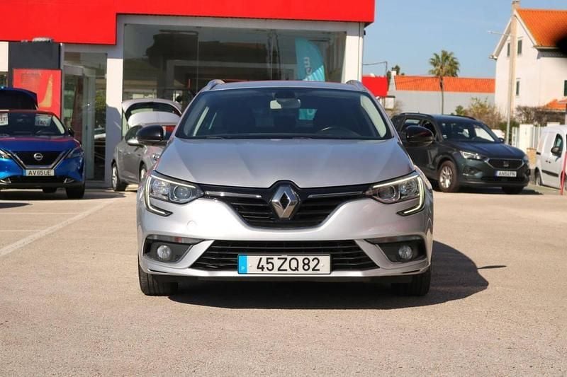 Usado Renault Mégane IV 115 HP (84 kW) 2019 Cinzento Carrinha