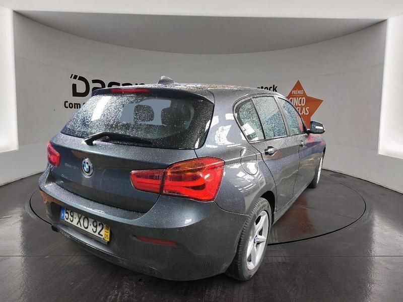 Usado BMW 116 Advantage 116 HP (85 kW) 2019 Cinzento Citadino