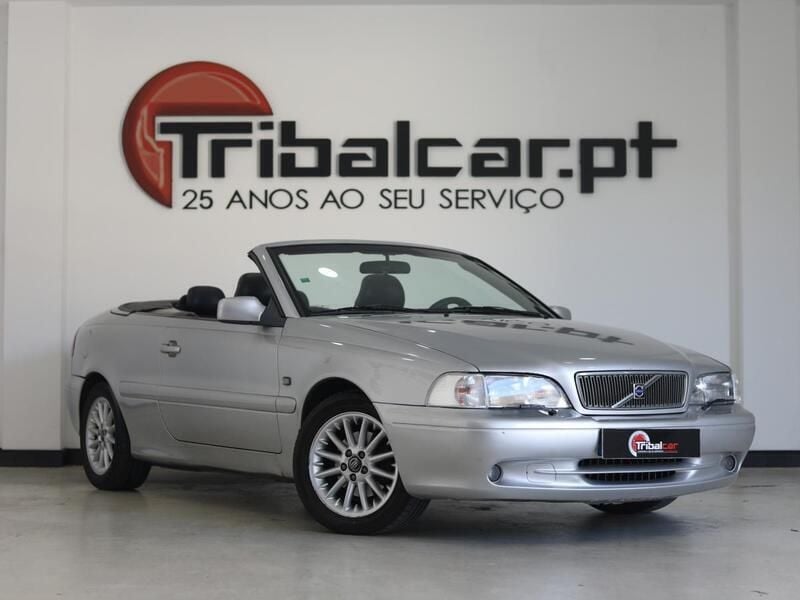 Cinza Usado 1999 Volvo C70 Cabrios | € 9.350 - Imagem 1/4