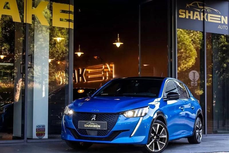 Usado Peugeot e-208 GT-line 100 kW (136 HP) 2021 Azul escuro Citadino