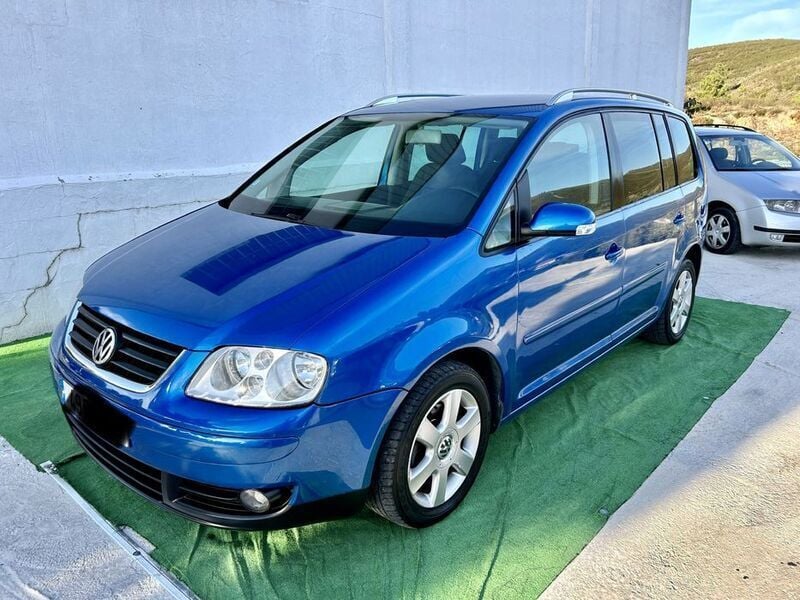 Usado 2004 VW Touran Monovolume | € 6.750 - Imagem 1/4