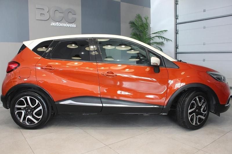 Usado Renault Captur Expression 90 HP (66 kW) 2013 Laranja SUV