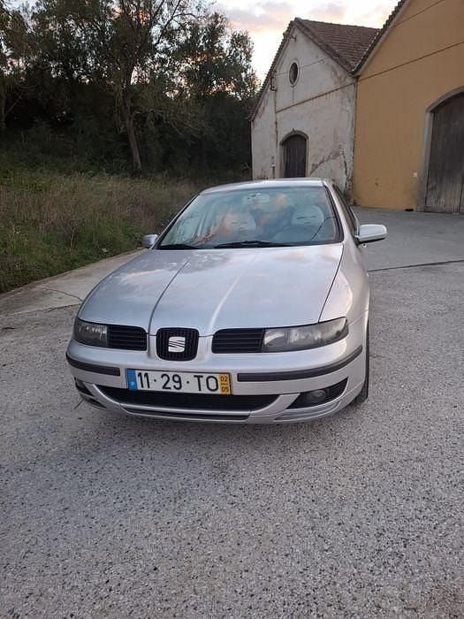 Usado 2002 Seat Toledo Sedan | € 3.299 - Imagem 1/4