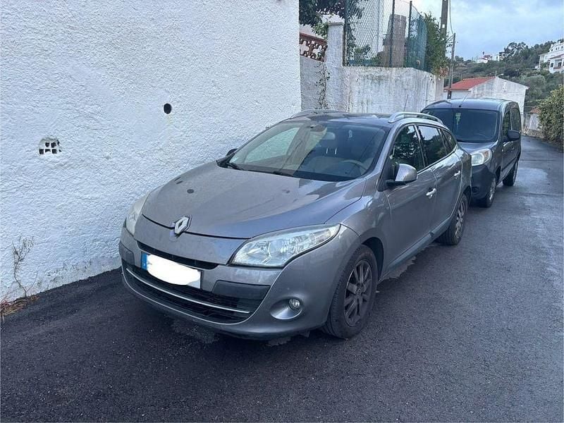 Usado 2012 Renault Mégane III Sedan | € 6.300 (Bom preço) - Imagem 1/4