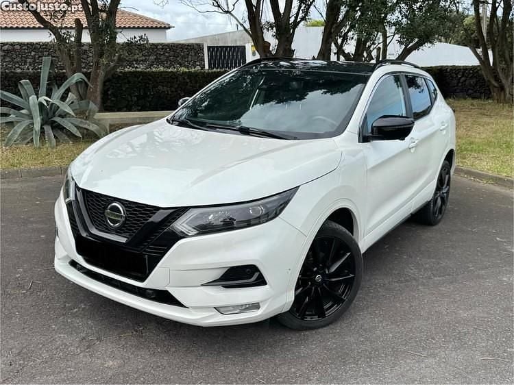Usado Nissan Qashqai 115 HP (84 kW) 2021 Branco SUV