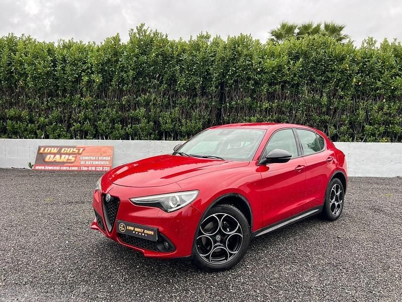 Vermelho Usado 2018 Alfa Romeo Stelvio Super SUV | € 26.990 (Preço elevado) - Imagem 1/4