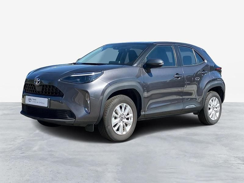 Cinza (pintura metalizada) Usado 2024 Toyota Yaris Comfort | € 26.750 (Preço justo) - Imagem 1/4