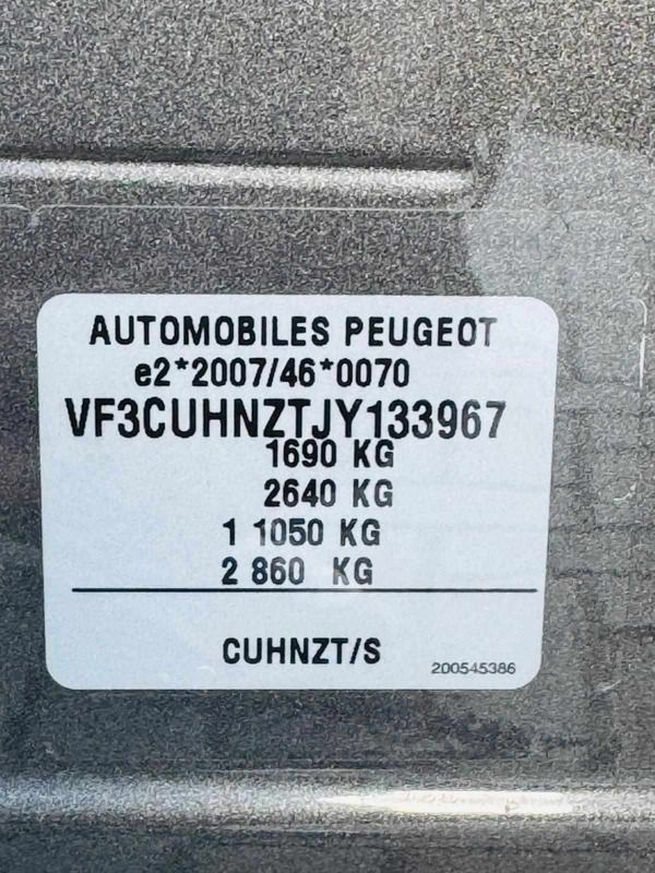 Usado Peugeot 2008 GT-line 110 HP (80 kW) 2018 Cinza SUV