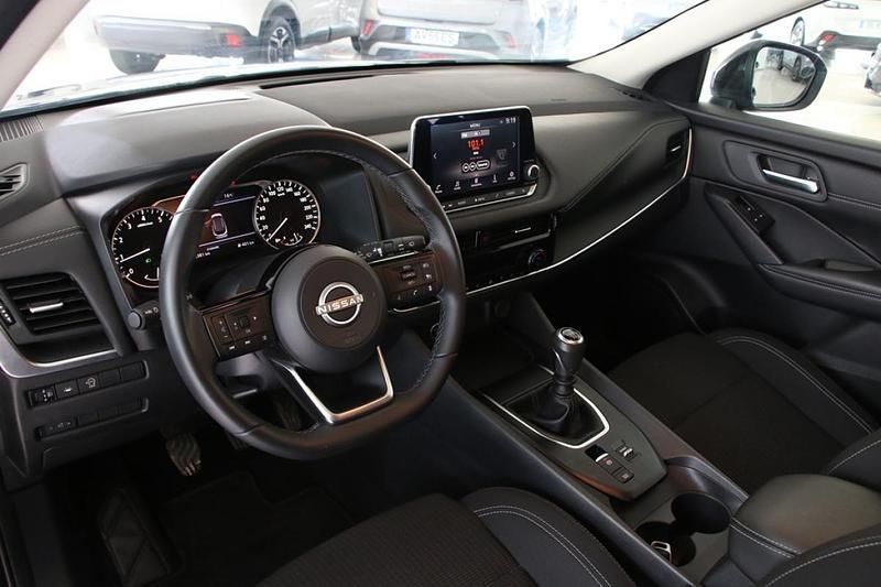 Usado Nissan Qashqai 140 HP (102 kW) 2023 Preto SUV