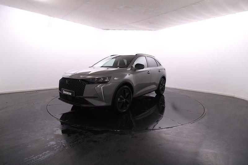 Cinzento Usado 2023 DS Automobiles DS7 Crossback SUV | € 36.950 (Preço elevado) - Imagem 1/4