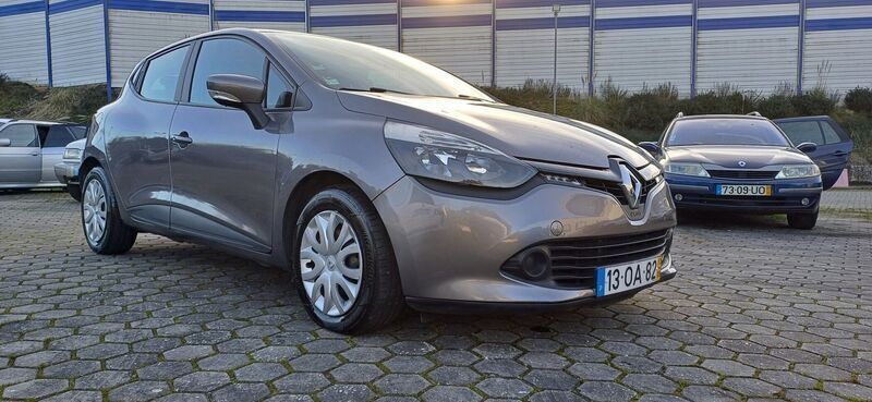 Cinza Usado 2013 Renault Clio IV | € 9.950 (Preço elevado) - Imagem 1/4