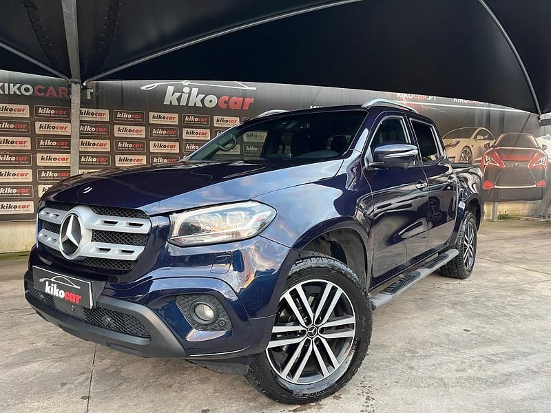Azul Usado 2017 Mercedes X250 Pickup | € 34.900 - Imagem 1/4