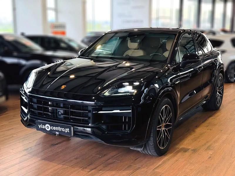 Usado Porsche Cayenne 470 HP (345 kW) 2024 Preto SUV
