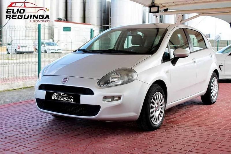 Cinzento Usado 2012 Fiat Punto Citadino | € 6.500 (Preço justo) - Imagem 1/4