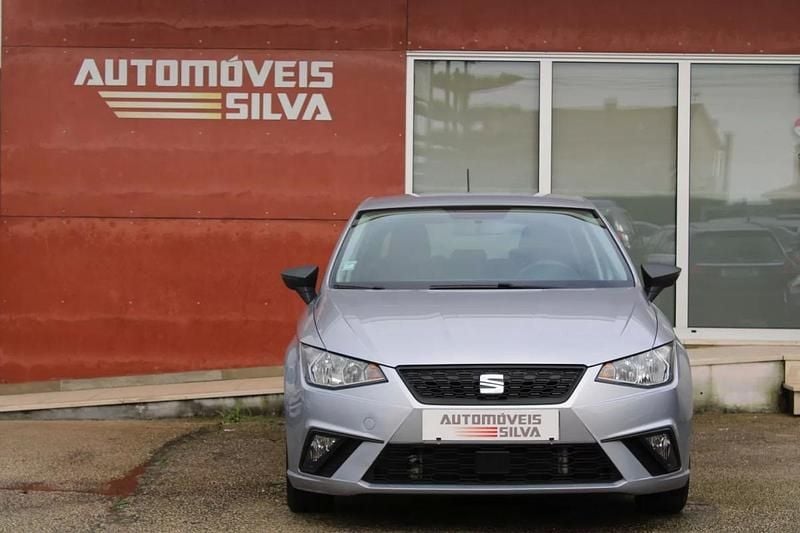 Usado Seat Ibiza Reference 95 HP (69 kW) 2019 Cinzento Citadino