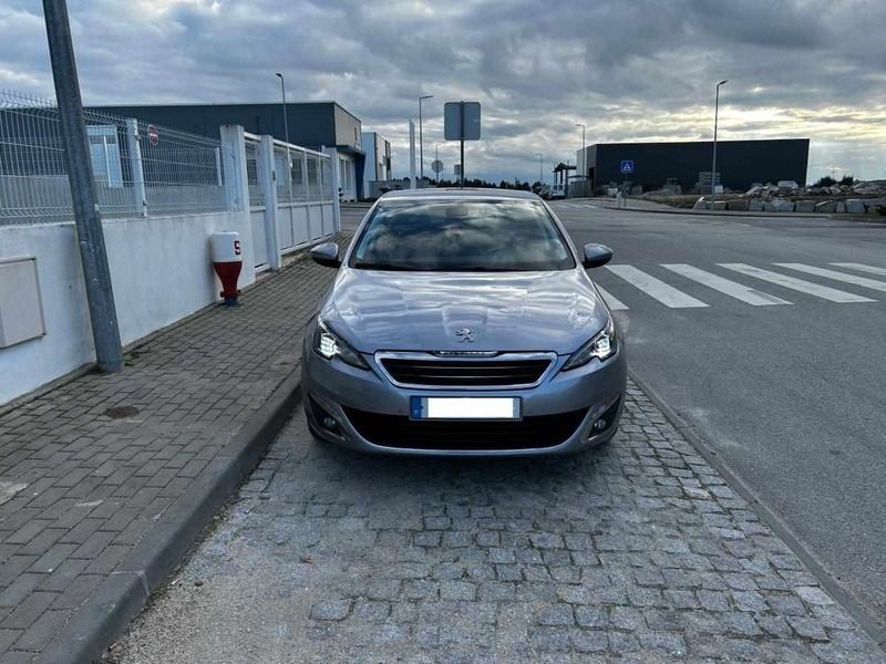 Cinzento Usado 2014 Peugeot 308 Citadino | € 9.000 - Imagem 1/4