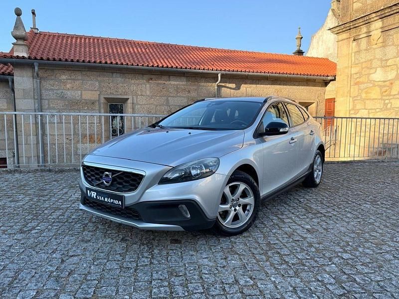 Cinza Usado 2014 Volvo V40 Kinetic Carrinha | € 13.490 (Preço justo) - Imagem 1/4