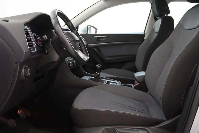 Usado Seat Ateca 115 HP (84 kW) 2022 Cinzento SUV