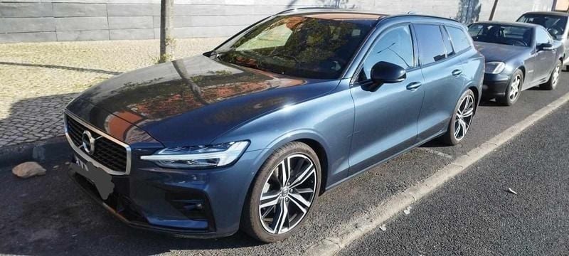 Azul Usado 2020 Volvo V60 R-Design Carrinha | € 20.000 (Super Preço) - Imagem 1/4