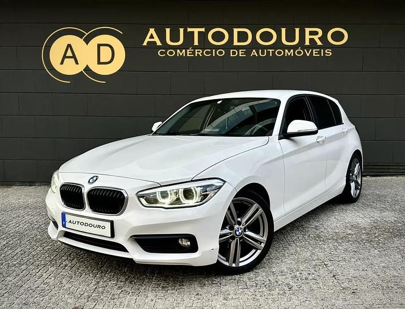 Branco Usado 2016 BMW 116 Efficient Dynamics Citadino | € 15.999 - Imagem 1/4