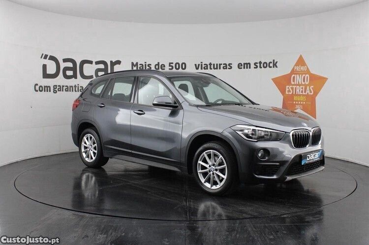 Cinza Usado 2018 BMW X1 SUV | € 21.599 (Preço justo) - Imagem 1/1