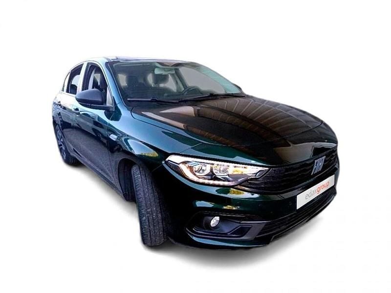 Verde Usado 2022 Fiat Tipo City Life Sedan | € 12.490 (Preço justo) - Imagem 1/4