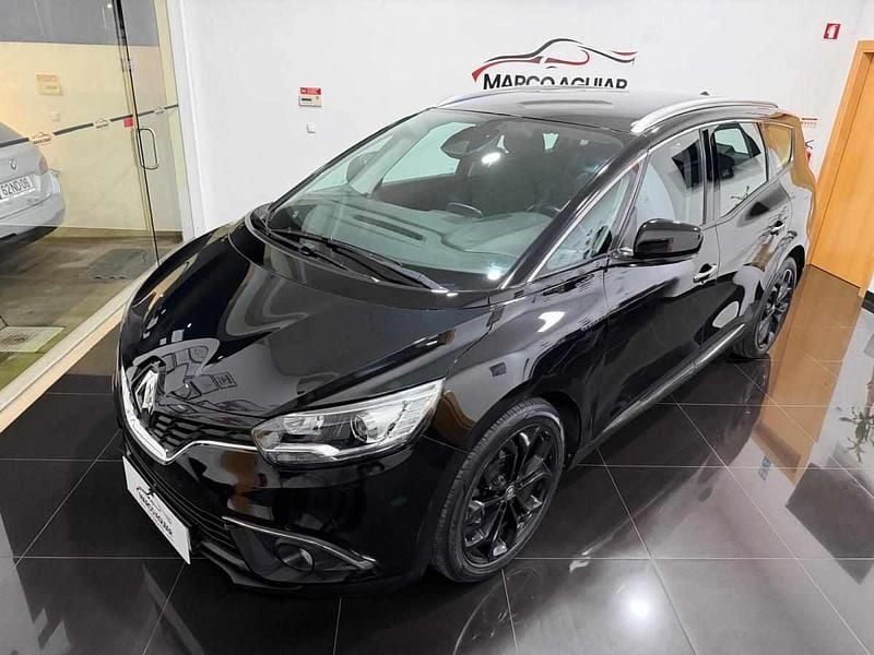 Preto Usado 2017 Renault Scénic Monovolume | € 22.500 - Imagem 1/4