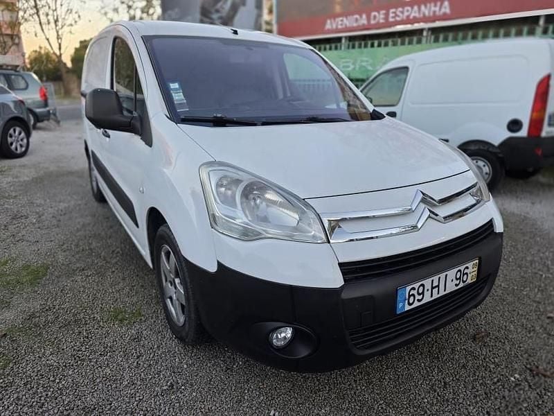 Branco Usado 2009 Citroën Berlingo | € 6.300 (Preço justo) - Imagem 1/4
