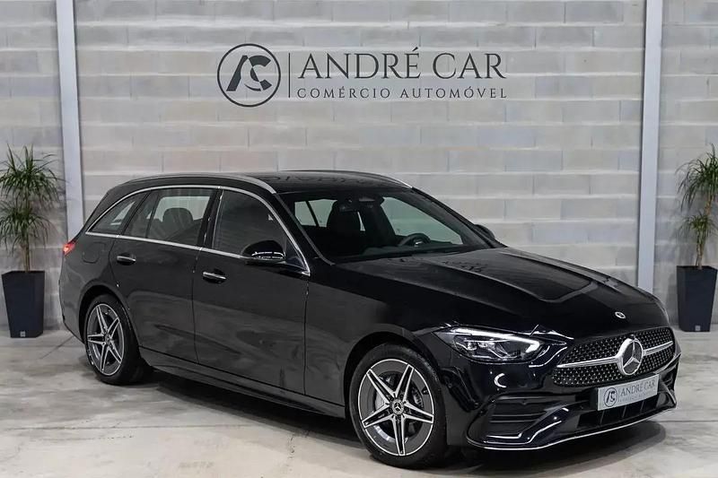 Usado Mercedes C300e AMG line 313 HP (230 kW) 2023 Preto Carrinha