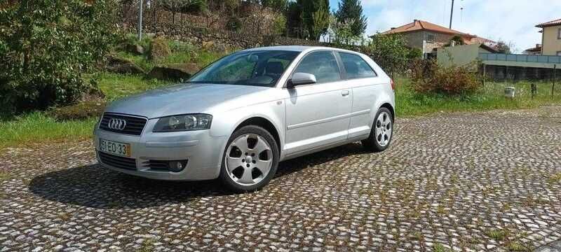 Cinzento Usado 2003 Audi A3 | € 4.990 (Bom preço) - Imagem 1/4
