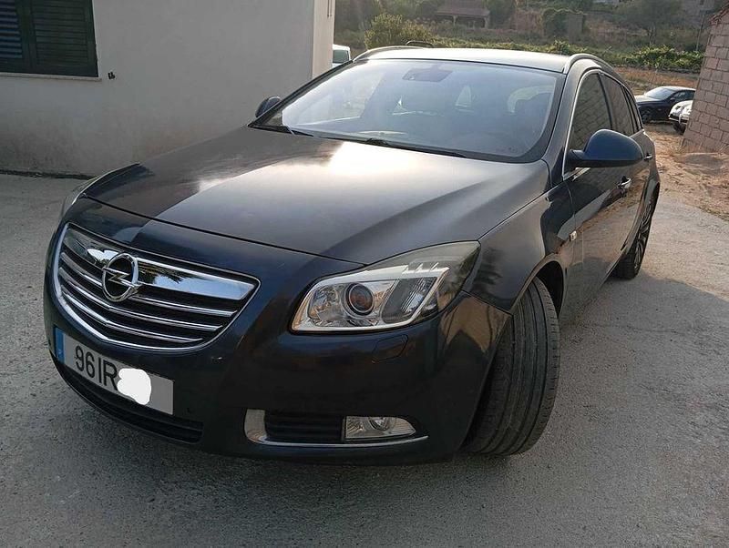 Usado 2010 Opel Insignia Sedan | € 6.850 (Preço justo) - Imagem 1/4