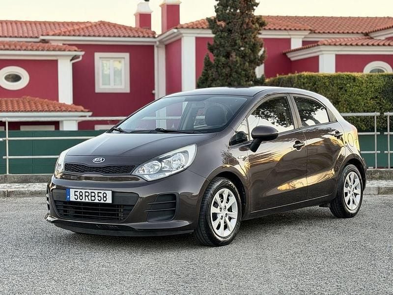 Usado 2011 Kia Rio Sedan | € 6.990 (Caro) - Imagem 1/4