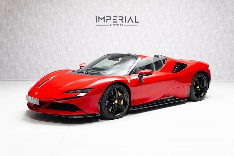 Vermelho Usado 2024 Ferrari SF90 Cabrios | € 765.000 - Imagem 1/4