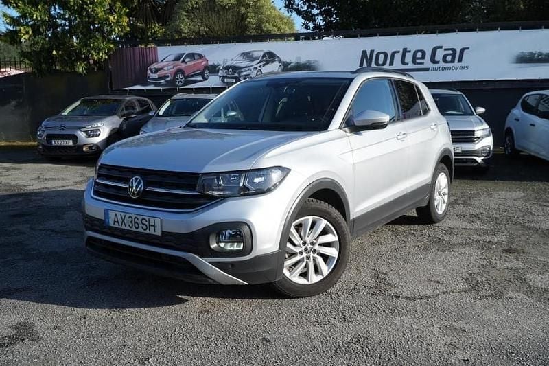 Usado VW T-Cross Life 95 HP (69 kW) 2022 Cinza SUV